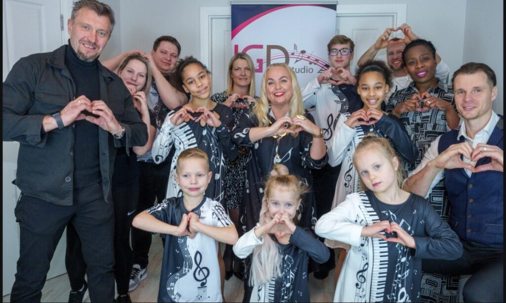 Latvian Society in Ireland choirs “eLVē”, “LABKĪ” and IGD studio